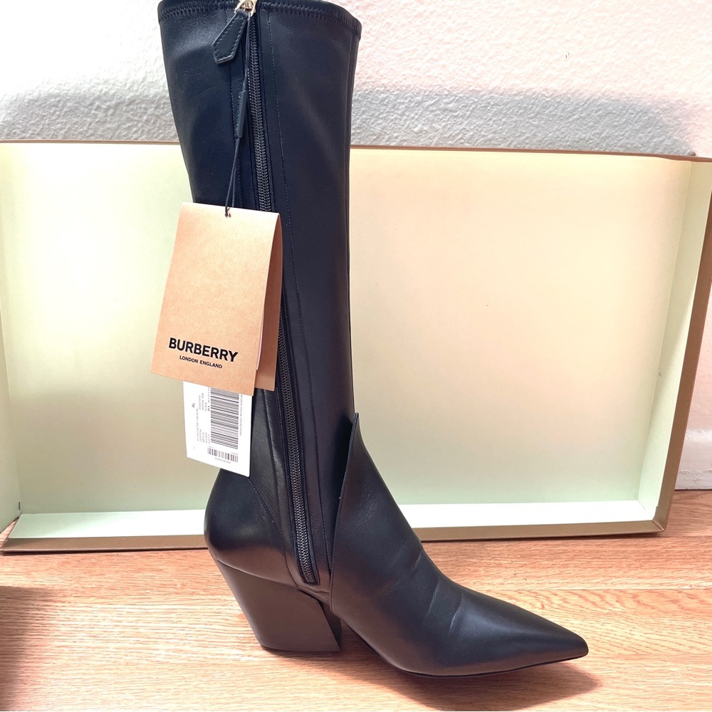 Burberry Leather Knee High Black Boots Size: 38.5 - Picture 5 of 10